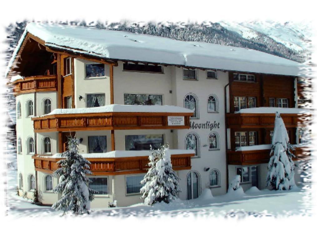 Moonlight Hotell Saas-Grund Exteriör bild